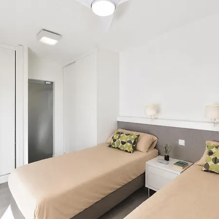 Gran Rapido - Modern 1 Bedroom Very Close To Yumbo * 플라야 델 잉글스